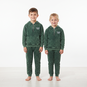Conjunto Deportivo Infantil de Alta Calidad, Estilo Casual, Lavado Ácido, con Cremallera Completa, 100% Algodón, Color Verde Sólido, Sudadera con Capucha, Personalizable - Product Image 1