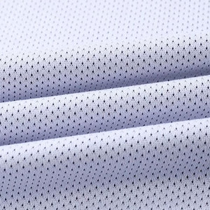 Tenue de basketball personnalisée, maillot et short confortables et respirants pour les matchs en plein air - Product Image 6