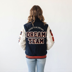 Veste universitaire pour femme avec patch brodé, manches en cuir, col rabattu, boutonnée, style streetwear, veste universitaire d'hiver - Product Image 3