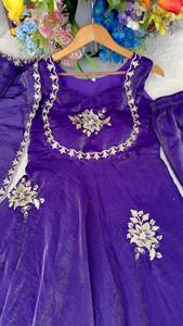 ชุดเดรส Anarkali สำหรับงานเลี้ยงสุดหรู พร้อมแขนเสื้อปักลายและกางเกง Palazzo ทรงบานเต็มตัว - Product Image 6