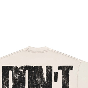 T-shirt blanc à manches courtes pour homme, coupe ample, col rond, style streetwear, tissu jersey avec impression de lettres, logo au dos - Product Image 3
