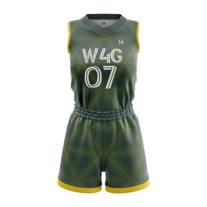 Ensemble d'uniformes de basketball personnalisés pour jeunes et adultes, grandes tailles, 100 % polyester, sans manches, logo imprimé par sublimation, tissu respirant - Product Image 1