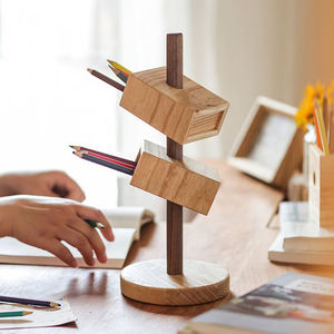 Porte-stylos en bois moderne pour une organisation de bureau soignée et une décoration de table de bureau - Product Image 6
