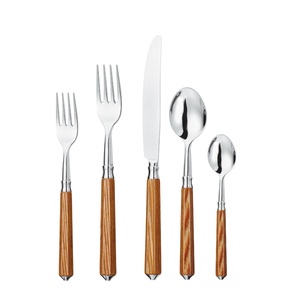 ชุดช้อนส้อมสแตนเลสชุบทองสองสีทันสมัย พร้อมด้ามจับลายไม้สุดพิเศษ อุปกรณ์รับประทานอาหารในครัวสุดหรูสำหรับโรงแรม - Product Image 3