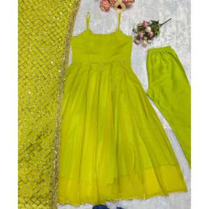 Robe de soirée pour femmes de créateur avec ensemble Dupatta - Product Image 4