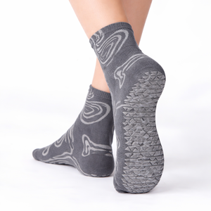 <b>Custom</b> logo Anti slip <b>socks</b> Geometric Pattern Jacquard Knit Breathable <b>Grip</b> <b>socks</b> for Pilates Yoga Studio - Product Image 3