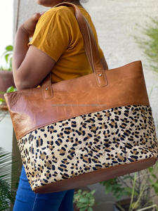 Fabricante de bolsos de mano al por mayor de moda Vintage de alta calidad de gran capacidad de cuero genuino bolso de hombro para las mujeres - Product Image 5