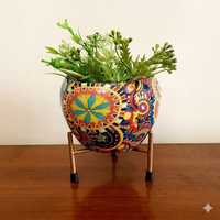 Pot Bunga Besi Ramah Lingkungan Modern Motif Bunga Lapisan Powder Coating Pot Tanaman Indoor Dekorasi Rumah Moradabad Art Metal Ware 300g