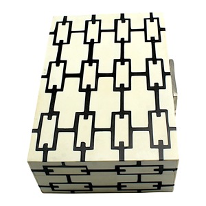 Moderna Caja de Joyería Rectangular de Madera con Acabado Lacado con Patrón Geométrico Negro, Organizador de Almacenamiento para Dormitorio, Uso Decorativo - Product Image 3