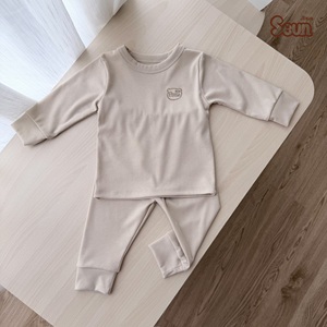 Conjunto de Ropa Casual Suave de Manga Larga de Algodón y Poliéster para Niños SeunKids, Hecho en Vietnam - Product Image 2