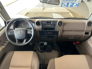 BRAND NEW 2025 TO YOTA LA ND CRUI SER 79 <b>SERIES</b> 0KM 299HP 6CYLINDER 5SEATER AUTOMATIC TRANSMISSION FOR SALE - Product Image 4
