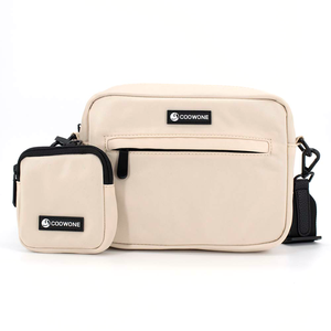 Borsa per Passeggiata con Cani a Tracolla con Porta Snack e Dispenser per Sacchetti Igienici Logo Personalizzato Basso MOQ Supporto Regolabile Impermeabile - Product Image 2