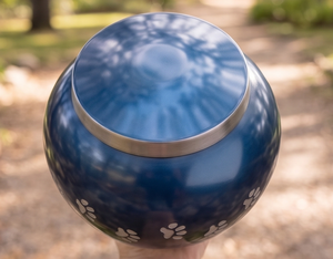 Urnes funéraires Art Déco en aluminium bleu, design élégant, écologiques, avec empreinte de patte, faites à la main, pour cendres, vente chaude - Product Image 4