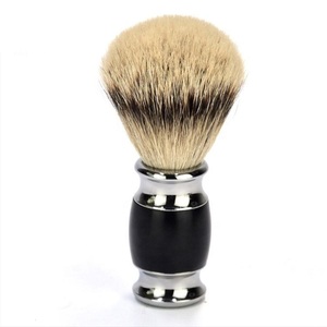 Ensemble de rasage de haute qualité en poils de blaireau Silvertip avec logo, pinceau à raser et brosse à cheveux pour hommes - Product Image 5