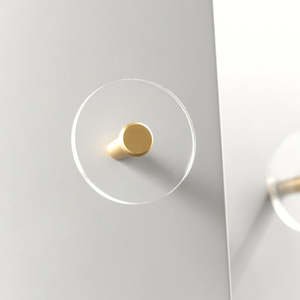 Poignée de meuble en acrylique transparent avec base en laiton massif, traditionnelle, écologique et durable, pour tiroir de cuisine - Product Image 6