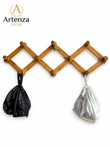 Porte-manteau mural pliable en bois extensible avec crochets accordéon, organisateur de chapeaux et manteaux rustique pour entrée - Product Image 1