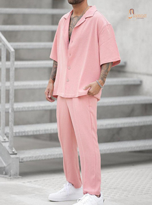Ensemble de costume décontracté rose pour homme, chemise à manches courtes à col rabattu et pantalon, tenue d'été - Product Image 3