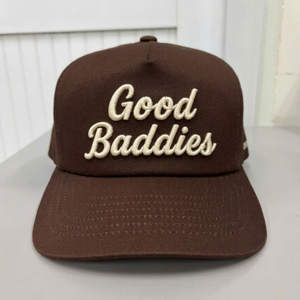 Casquette de baseball marron foncé style vintage avec logo brodé personnalisé, mode rétro, ajustable, non structurée, type « Dad Hat », fabrication OEM au Vietnam - Product Image 1