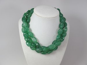 Resin <b>Beaded</b> <b>Necklaces</b> Fashion Jewelry Resin <b>Necklace</b> for Women Parties Use Classic Style Epoxy Resin <b>Necklace</b> Top Quality - Product Image 3
