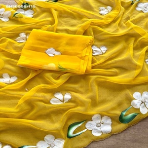 Conjunto de Saree y Blusa de Chiffon con Diseño Moderno y Elegante, con Khatli y Trabajo de Corte - Hecho a Mano - Moda Femenina - Exportador Saree Love - Product Image 1