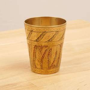Vaso de Latón Premium con Grabado Tradicional, Estilo Vintage, para Decoración del Hogar, Cocina o Regalo - Product Image 2