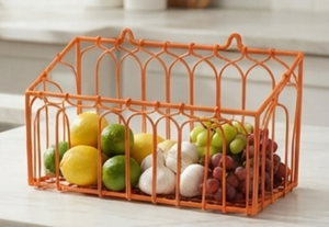 Panier de rangement mural en fil métallique orange de qualité supérieure, forme rectangulaire, style simple, organisateur polyvalent pour un rangement soigné - Product Image 3