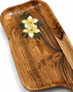 Planche de service en bois artisanale avec motif floral |   Planche à fromage rustique en bois |   Plateau de service pour les collations - Product Image 2