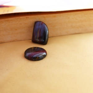Ensemble de cabochons minéraux en agate tigre naturelle, formes irrégulières, pierres précieuses rayées rouge, or et noir, taille libre pour la fabrication de bijoux - Product Image 3