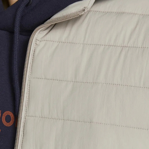 Chaqueta de Invierno Personalizada para Hombre, Diseño Impermeable y Cortavientos, Chaqueta de Lluvia Elegante para Usar en la Nieve al Aire Libre - Product Image 5