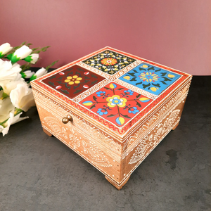 Caja de joyería de madera con acabado antiguo, impresa y con incrustaciones de hueso, organizador de lujo hecho a mano para cosméticos, joyas y accesorios. - Product Image 5