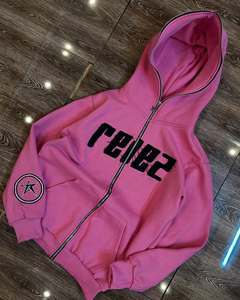 เสื้อฮู้ดสตรีทแวร์สีชมพูพรีเมียมแบบซิปเต็มตัว พร้อมโลโก้ปักลายขาดๆ บริเวณอก  แพทช์แขนเสื้อ  ฮู้ดขนาดใหญ่พิเศษ  รับผลิตตามแบบ OEM - Product Image 2