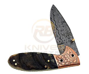 Couteau pliant en acier Damas avec poignée en corne de bélier et poinçon en cuivre gravé – Couteau de chasse de poche personnalisé – Vente flash - Product Image 3