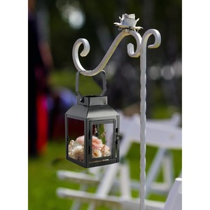 Farol Metálico con Diseño Floral, Decoración para Bodas al Aire Libre, Portavelas Rectangular Resistente - Product Image 1