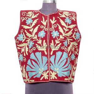 Chaleco Suzani Hecho a Mano para Mujer, Estampado Floral, Tejido, para Primavera/Otoño, con Mangas Cortas - Product Image 2