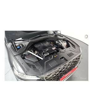 Genesis GV70 2.5T 2024 Gasolina AWD con 22,490 km, Volante a la Izquierda, Caja de Cambios Automática, Asientos de Cuero, Cámara Trasera - Product Image 6