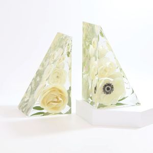 High End Resin <b>Bookends</b> With Sculptural Art Design For Modern Bookshelf Decoration And Office Display - Product Image 2