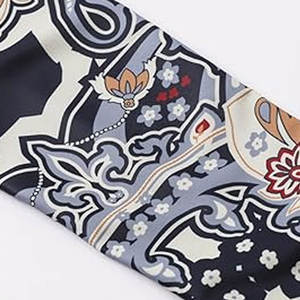 Camiseta de natación ligera para hombre, protección solar UV, material de secado rápido para piscina, playa y actividades al aire libre - Product Image 6