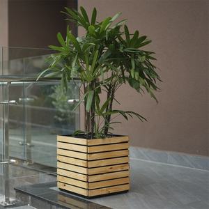 Caja de macetas cuadrada de madera natural con marco de acero recubierto de polvo 15.75x17in. Decoración de jardín extraíble para exteriores/interiores para maceta para el hogar - Product Image 5