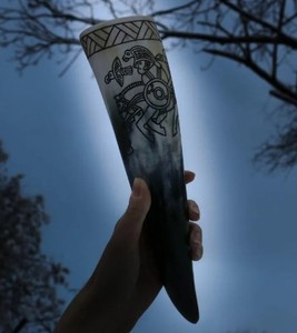 Vaso de Cuerno de Búfalo Fino, Hecho a Mano, Duradero, Único, Estilo Vikingo, Tradicional Escandinavo, Coleccionable - Product Image 6