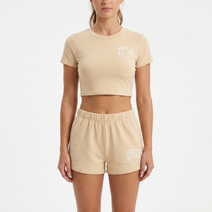 Conjunto de Dos Piezas para Mujer, Top Corto y Pantalones Cortos por Encima de la Rodilla, 100% Algodón Ecológico y Transpirable, con Opciones Personalizables - Product Image 1