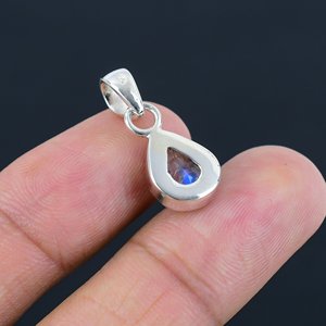 Colgante Bohemio Hecho a Mano de Plata de Ley 925 con Piedra Preciosa de Piedra Lunar Arcoíris Natural para Mujer, Engaste de Bisel, Piedra de Nacimiento de Junio - Product Image 2