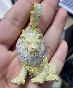 Pendentif Lion Glacé en Moissanite, Alliage Plaqué Or, Micro-Incrustation, Breloque, Bijou Hip Hop, Cadeau - Product Image 1
