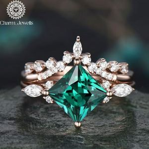 Bague de fiançailles classique pour femme en argent plaqué or rose avec moissanite taille coussin et sertissage à griffes - Charm Jewells - Product Image 2