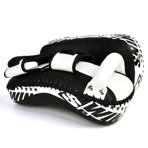 Bouclier de frappe incurvé pour l'entraînement aux arts martiaux, coussin de protection léger pour la remise en forme et la pratique quotidienne - Product Image 3