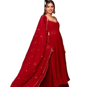 Ofreciendo un gran aspecto mientras es fácil de llevar Salwar kameez pakistaní muy bordado con juego de dupatta a precio de mayorista - Product Image 1