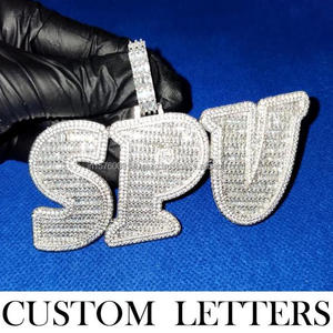 จี้สร้อยคอรูปตัวอักษร "SPV PMOE" แบบกำหนดเอง ประดับเพชรโมอิสซาไนต์ พร้อมสร้อยฮิปฮอปแบบ Iced Out สำหรับผู้ชายและผู้หญิง - Product Image 2