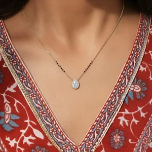 Pendentif en diamant CVD cultivé en laboratoire, forme poire, halo, Mangalsutra, tendance, or, couleur D-E, clarté VVS-VS, certifié IGI, fournisseur indien - Product Image 2
