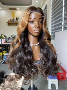 Pelucas de Cabello Humano Remy Vietnamita Sin Procesar en Oferta, Extensiones de Cabello Virgen Ondulado, Peluca Frontal con Cierre Transparente, Natural, Hecha a Máquina - Product Image 4