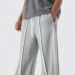 Pantalones Deportivos de Doble Capa con Cintura Elástica, Logotipo Bordado Personalizado, Corte Holgado, Estilo Flare, Felpa de Algodón para Hombre - Product Image 3