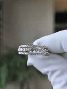 Bague Feuille Ouverte en Diamant de Laboratoire Rond Certifié IGI 0,60 Carat Or 14 carats Halo Milgrain Bijou de Luxe pour Femme - Product Image 4
